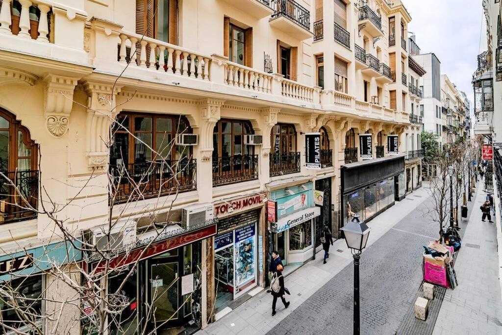 Encantador Apartamento En Chueca Junto A Gran Via, Infantas 1-1 By Batuecas 马德里 外观 照片